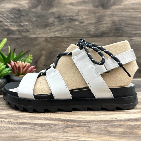 NIB Sorel Roaming Lace 8.5 Slingback Gladiator Flat Leather Sandals White Black - Picture 7 of 12
